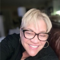 DBI/David Brown International Employee Janet Y.'s profile photo