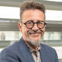 Ulrich Lauterbach Email