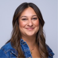 Smile Source Employee Julia Duran's profile photo