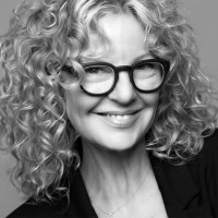 Julie Stahl