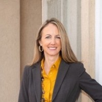 SUGGS JOHNSON, LLC Employee Jennifer Lind's profile photo