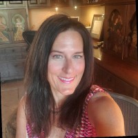 Madison Reed Employee Nancy Bigley's profile photo