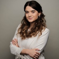 Kyra Hametner Email & Phone Number