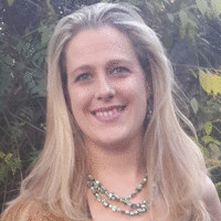 Julie-Ann McCool Email