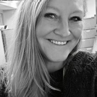 Flagging Services LLC. Employee Heather Chickering's profile photo