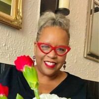 Thresholds Employee Nicole Richardsonmsw's profile photo
