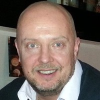 Nicklas Roos Email