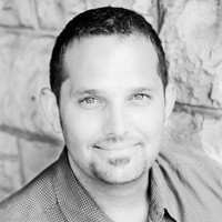 Travis Saxer