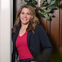 Glasshouse Realty Group Employee Danyell Deyoung's profile photo