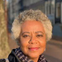 Leslie Hunter-Gadsden Email & Phone Number
