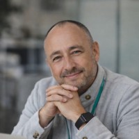 Stefan Kayser Email & Phone Number