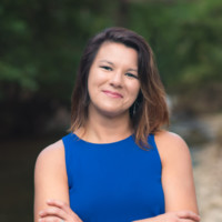 Simone Zeschuk Email & Phone Number