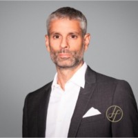 E-mail e número de telefone de Doron Dickman