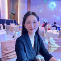 Sun Life Employee Mia Pham's profile photo