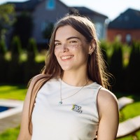 Anastasiia Shyptia Email