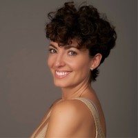 Beatriz Mur Email