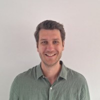 Simon Scholz Email & Phone Number