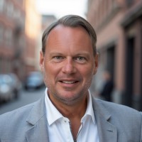 Patrik Burmberger Email