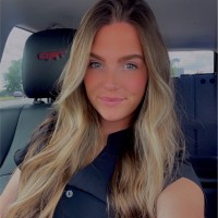 J&D Specialized Equipment Hauling Employee McKenzie English's profile photo