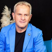 Joseph Schöngruber Email