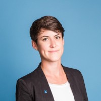 Justine Gombert Email