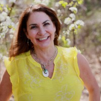 Julie Watson's profile photo