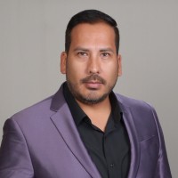 Efrain Pereira Email