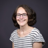 Anouk Vinesse Email