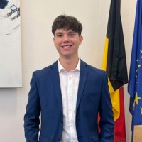 V2i Employee Matthias Weerts's profile photo