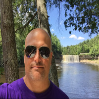 Nicholas Vinton Email & Phone Number