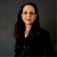 Einat Blum Email