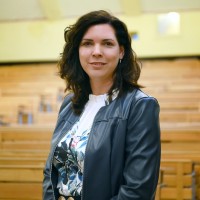 Orsolya Franke Email