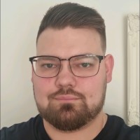 Enigmatic Smile Employee Stefan Skarbinski's profile photo