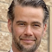 Colin MacKenzie Email