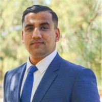 J.P. Morgan Employee Umer Awan's profile photo
