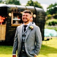 Daniel Jones Email