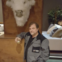 Eric Gummow Email & Phone Number