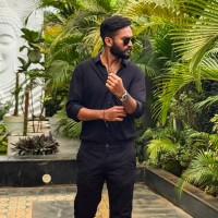 Umar Sahad Email