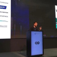 Roberto Chávez Email