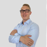 Standard Chartered Employee Pierre Wolf's profile photo