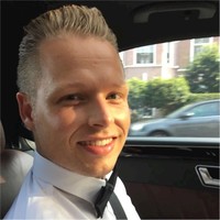 Mark van Riet Email