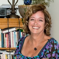 Stephanie Cates Email & Phone Number