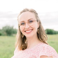 Stacie Taylor Email & Phone Number