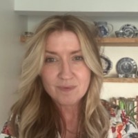 Lynda Kiernan-Stone Email
