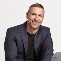 VOX CAPITAL GROUP Employee Dariusz Hołowaty's profile photo