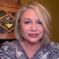 Victoria Simms Email & Phone Number