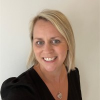 giant screening Employee Kate Ellis's profile photo