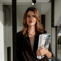 Eveline Voermans Email