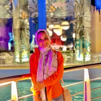 Amira Khalid Email