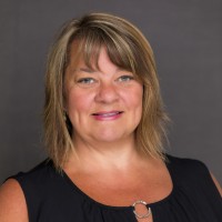 Network Services Company Employee Sandy Aguilar's profile photo